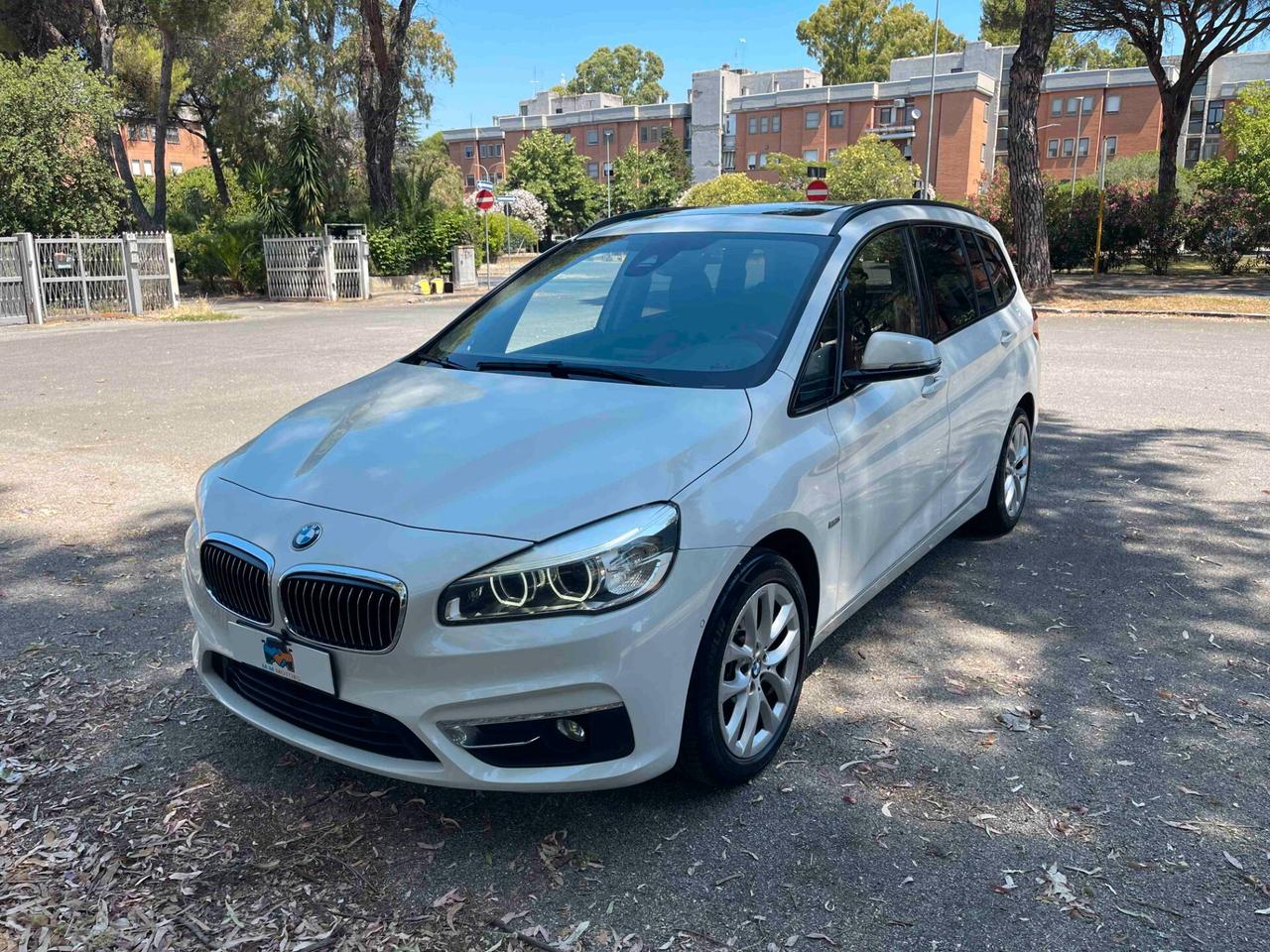 Bmw Serie 2 Gran Tourer 218d xDrive Luxury 7 posti AUTOMATICA TETTO 4x4