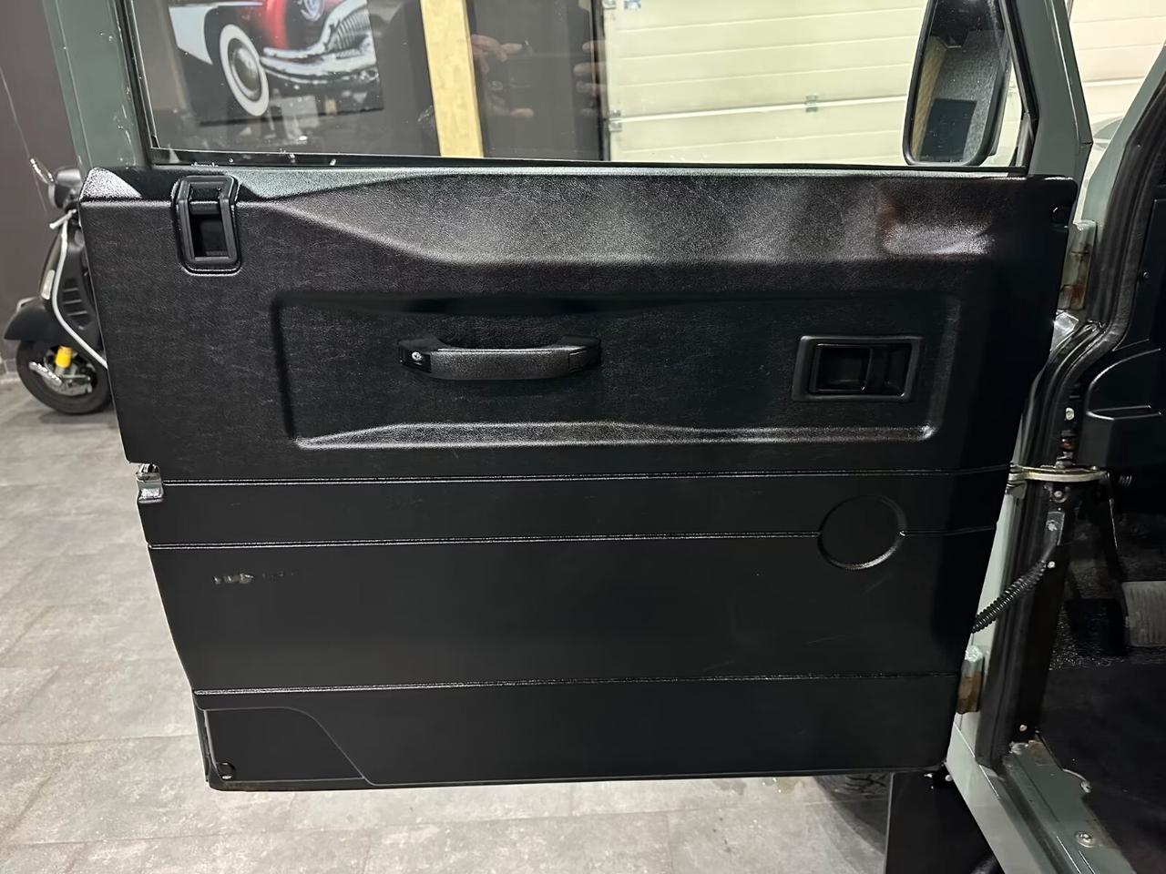 Land Rover Defender 110 2.2 TD4 Station Wagon S CLIMATIZZATORE