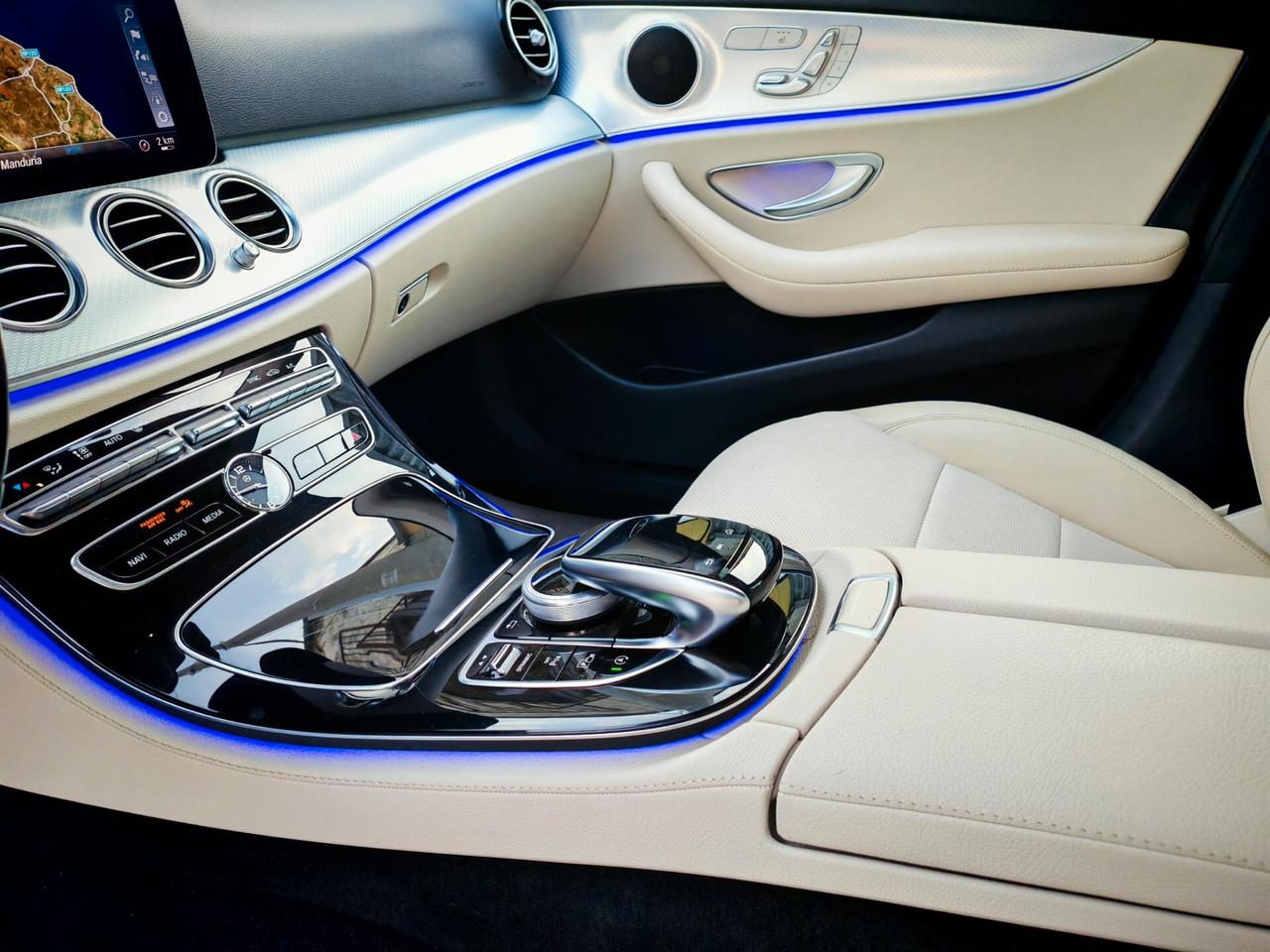 Mercedes-benz e 200d 57000km pelle navig cam