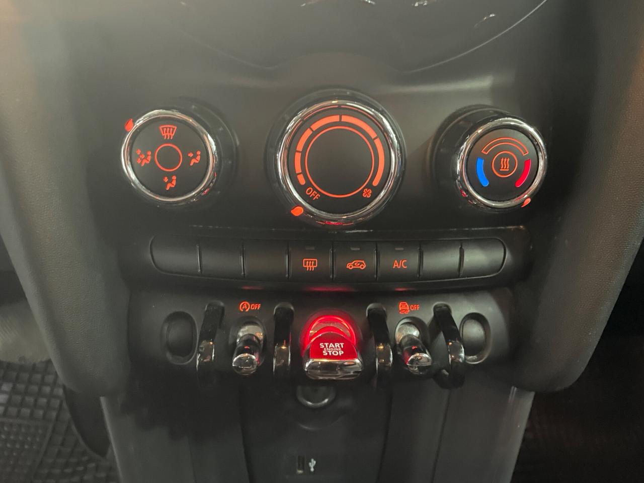 Mini Cooper 1.5 Aut. 136cv 2019