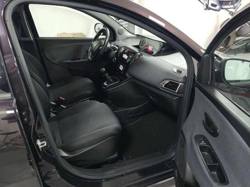 Lancia Ypsilon Ypsilon 1.2 69 CV 5 porte S&S Platinum GPL