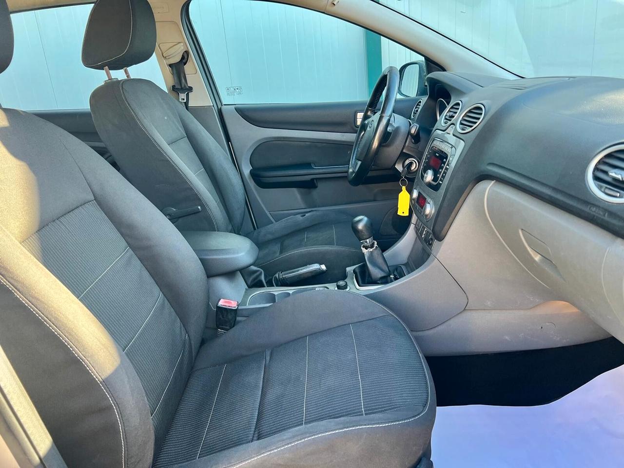 Ford Focus 1.6 tdci 110 cv titanium