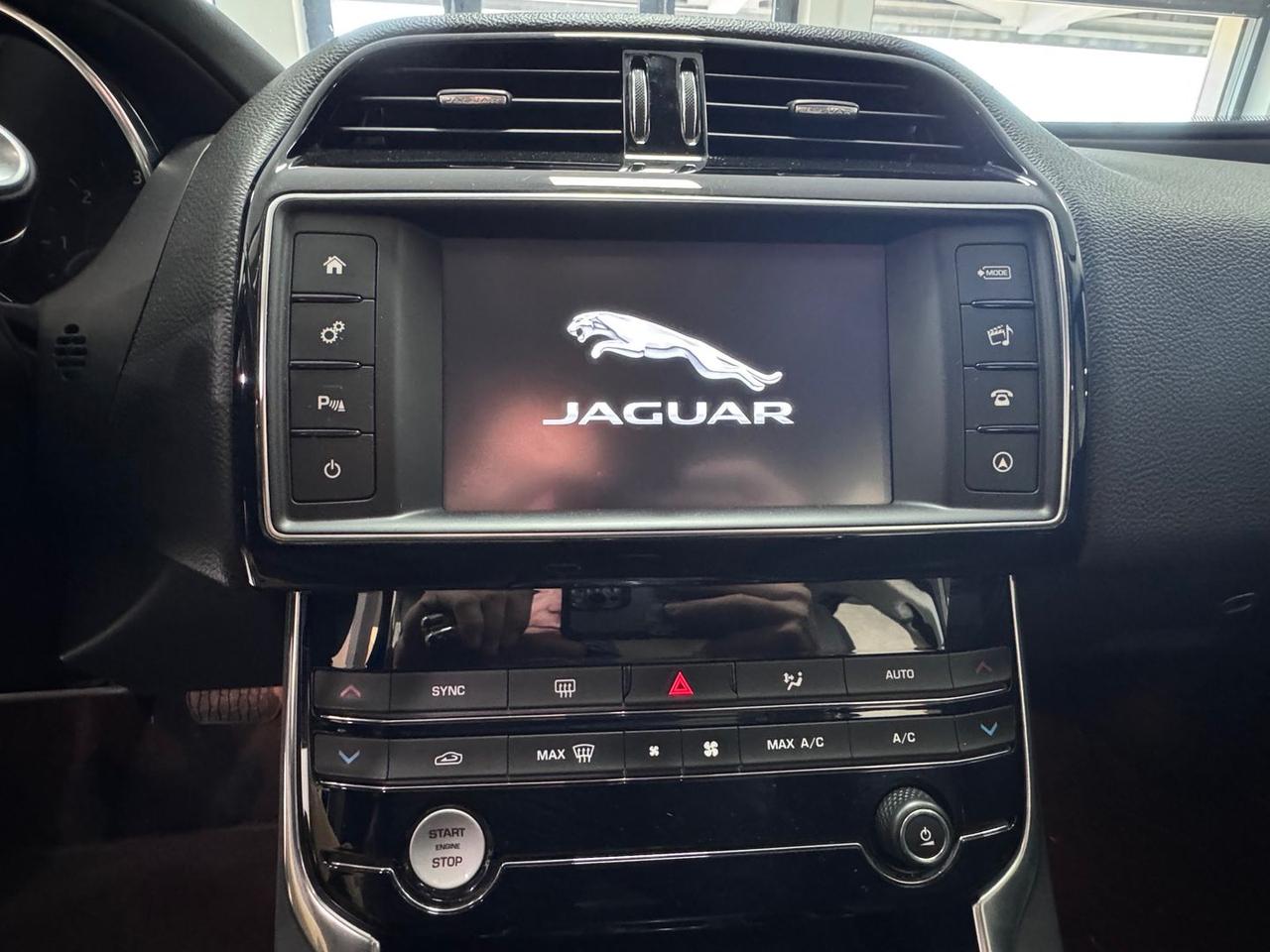 Jaguar XE Prestige Business Edition 2.0 20d #6791