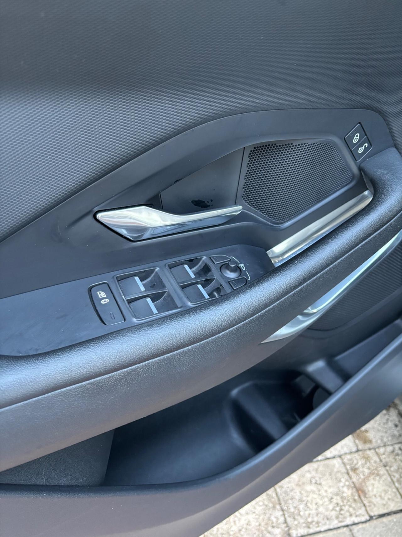 Jaguar E-Pace 2.0D 150 CV AWD aut. R-Dynamic HSE