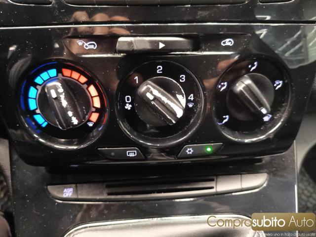 LANCIA Ypsilon 1.2 69 CV 5 porte Gold