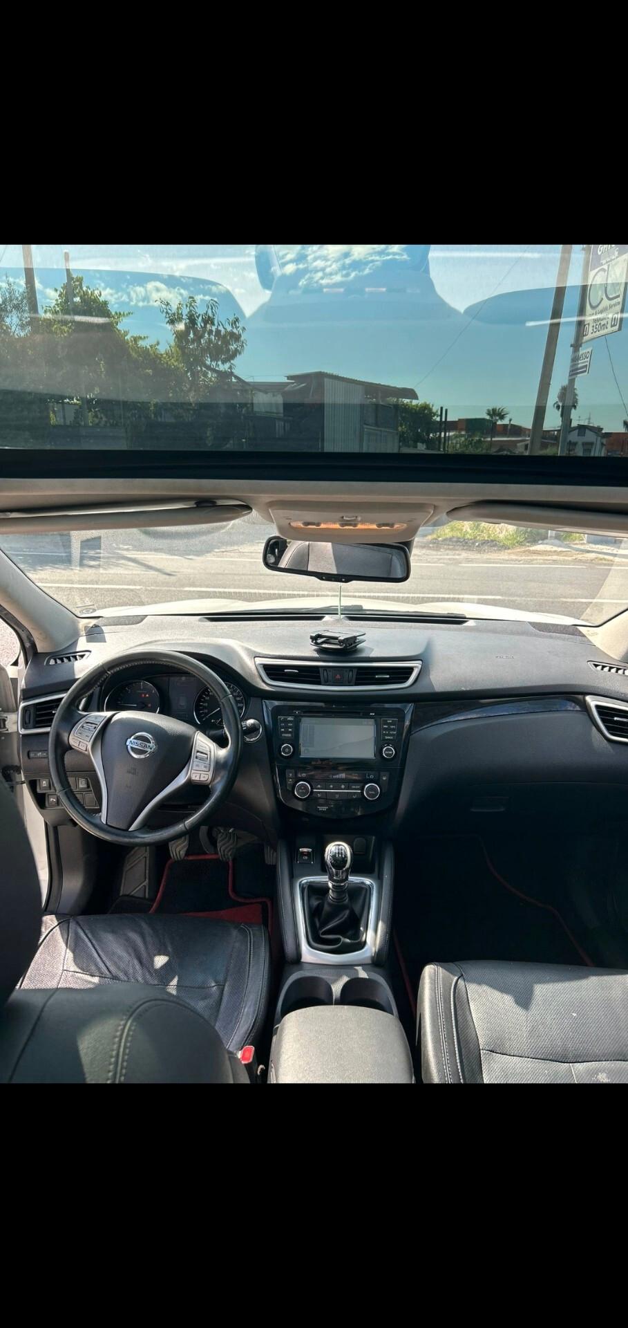 Nissan Qashqai 1.6 dCi 4x4 Tekna 360