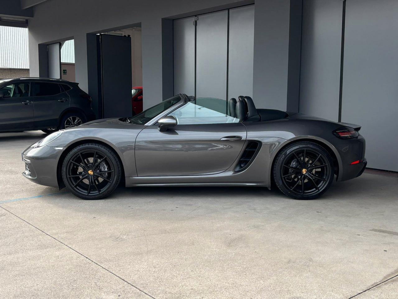 Porsche 718 Boxster