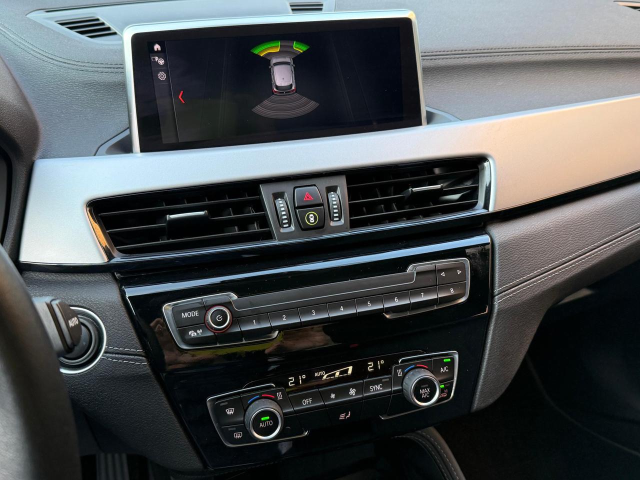 BMW X2 xdrive25e Advantage Auto 30000KM UNIPROP.