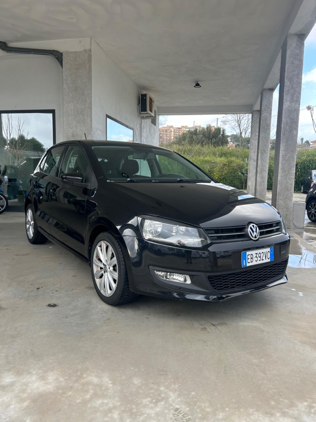 Volkswagen Polo 1.6 TDI CARPLAY