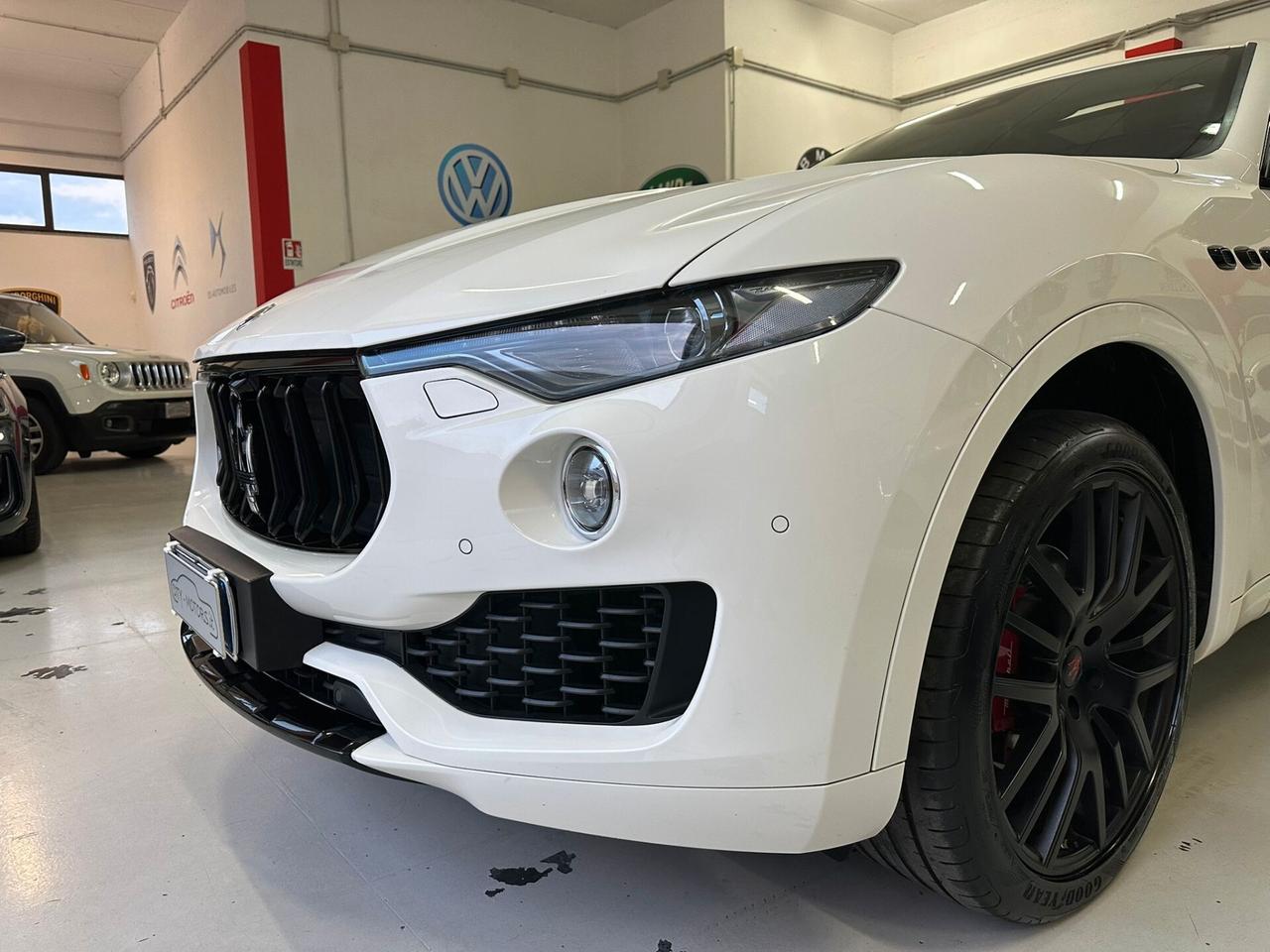 Maserati Levante V6 Diesel 275 CV AWD