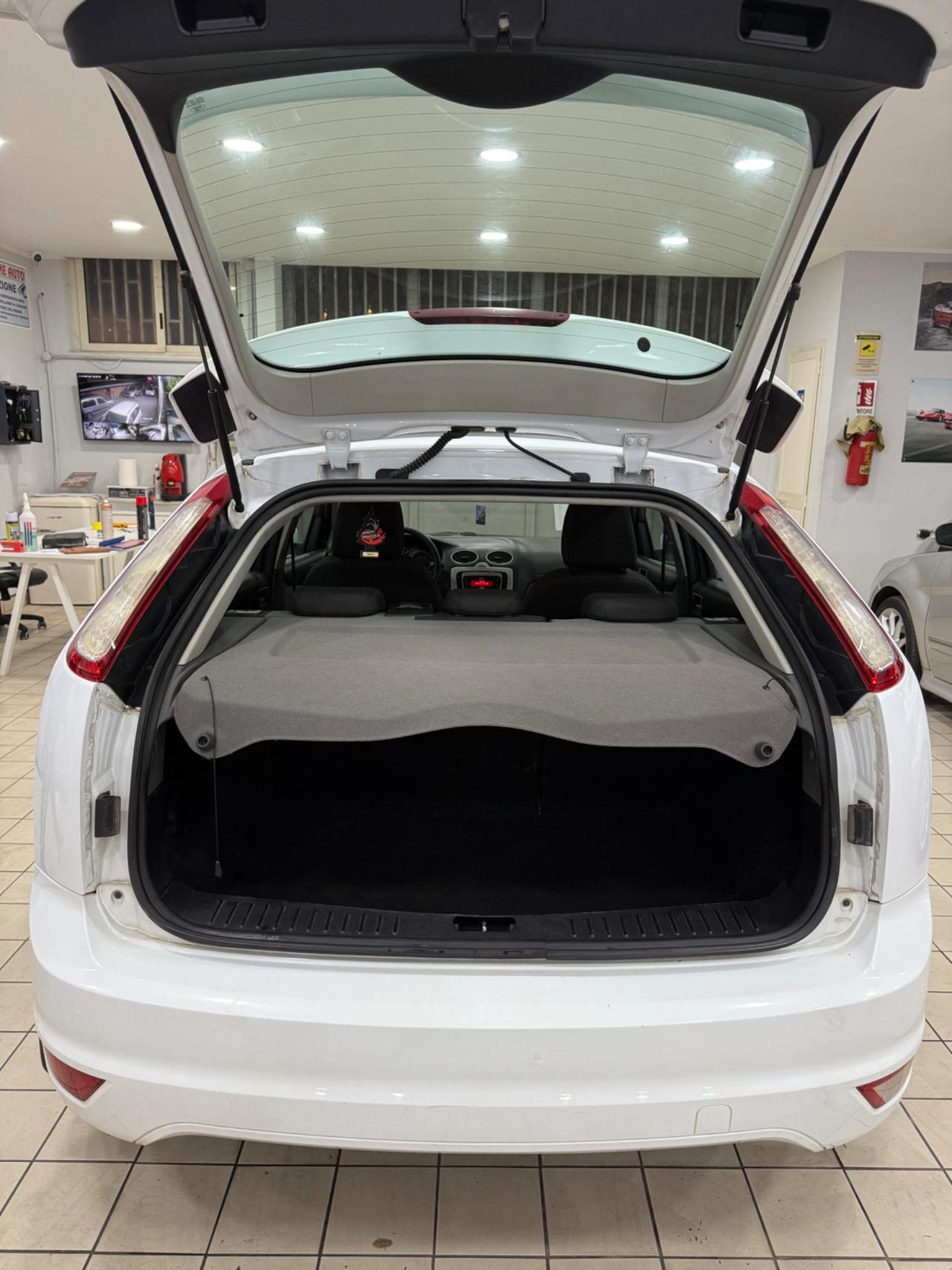 Ford Focus 1.6 TDCi full optional