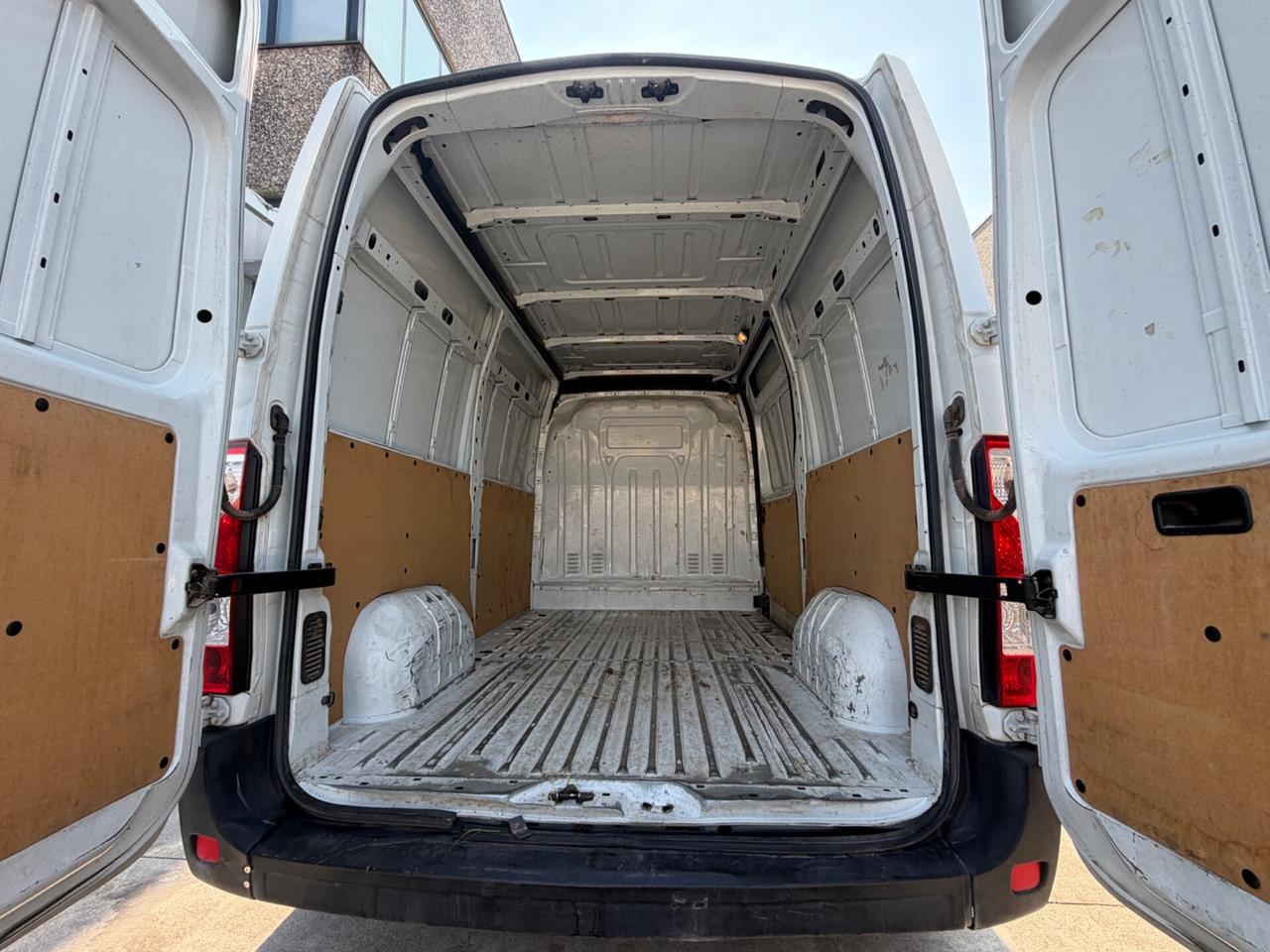 RENAULT MASTER 2.2DCI EURO5B PASSO LUNGO