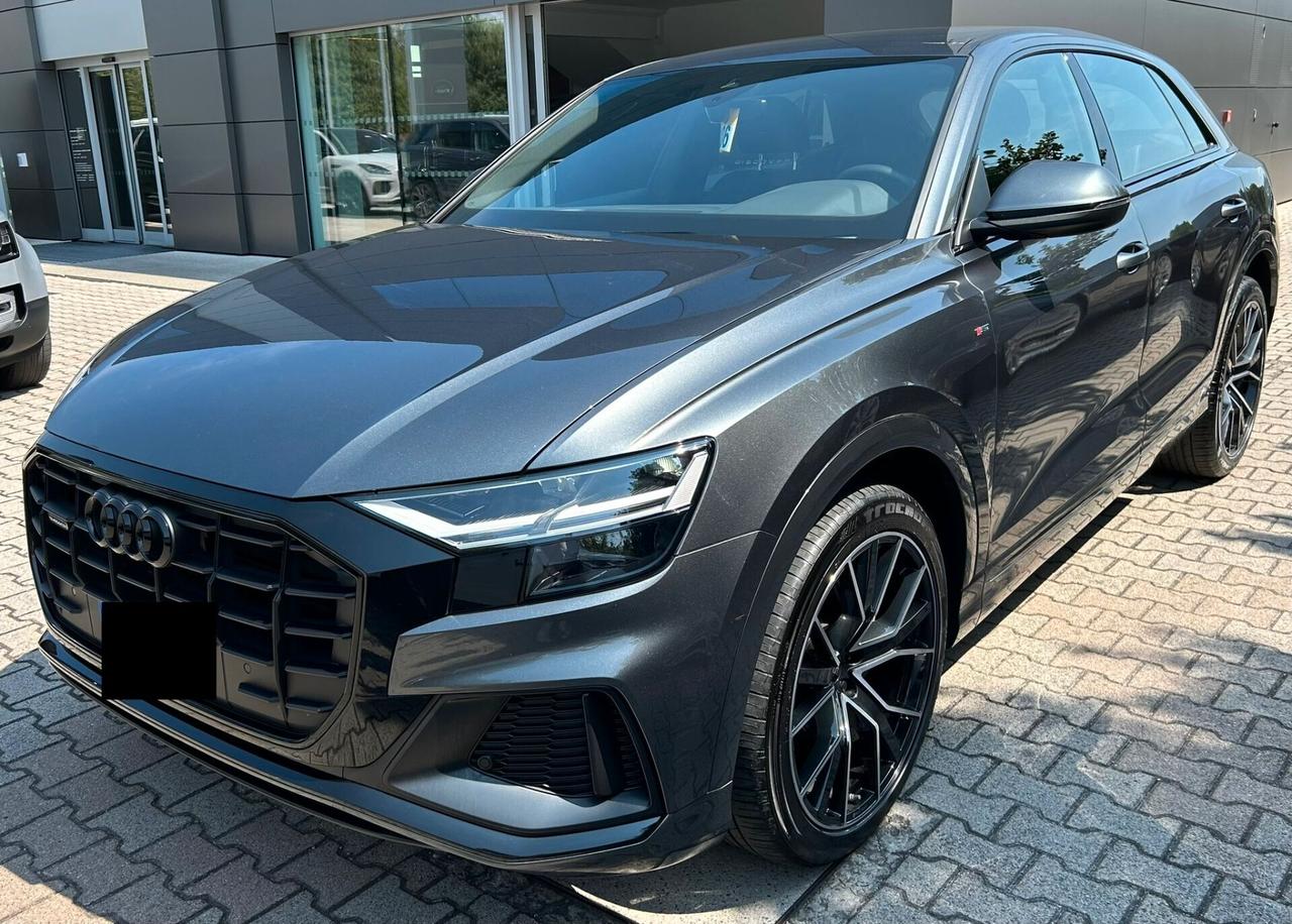 Audi Q8 45 TDI quattro tiptronic