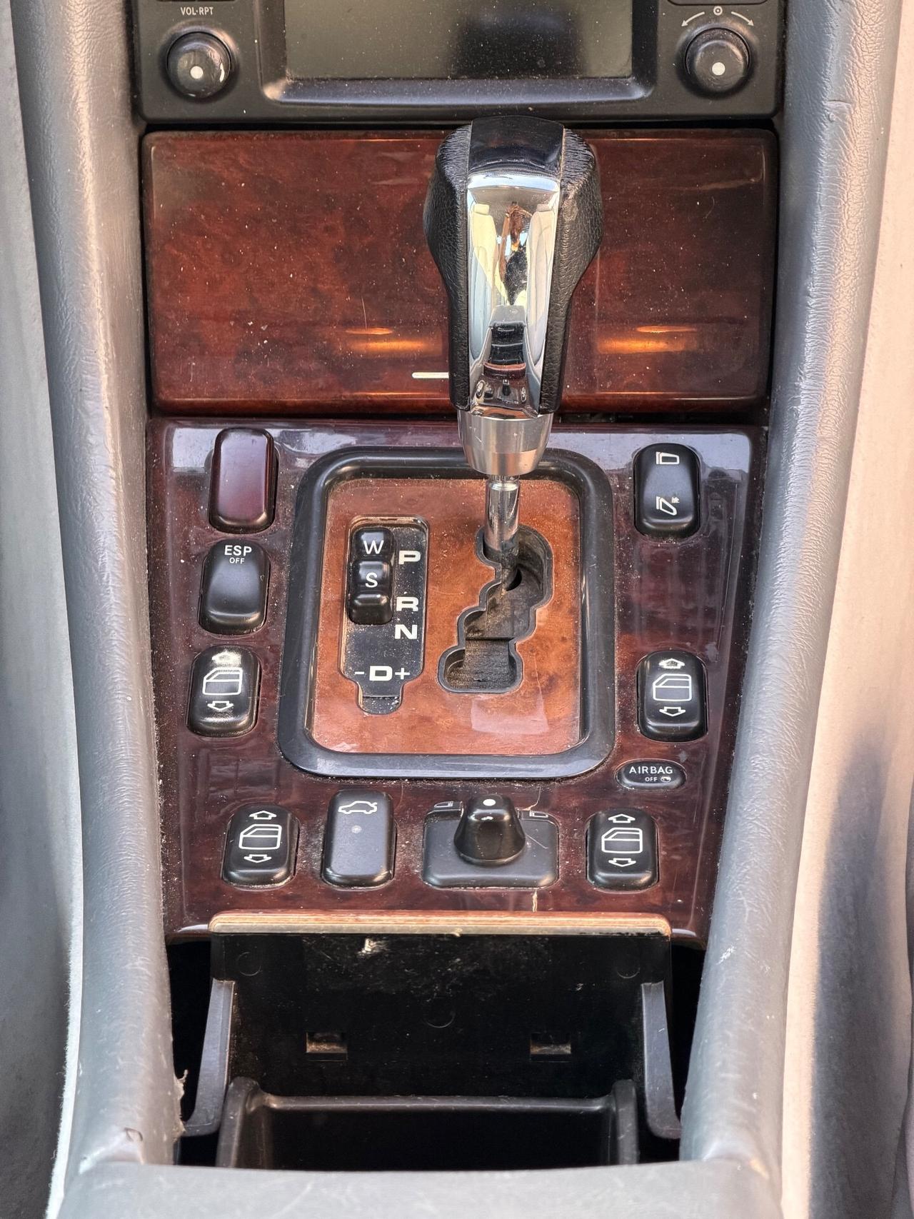 Mercedes-benz CLK 200 Kompressor cat Elegance- GPL-Cabrio