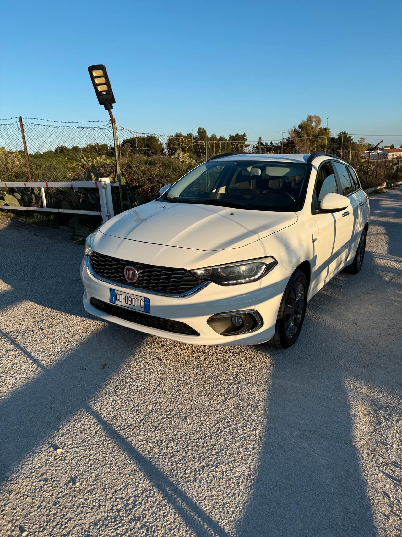 Fiat Tipo 1.3 Mjt S&S SW Lounge IVA ESPOSTA
