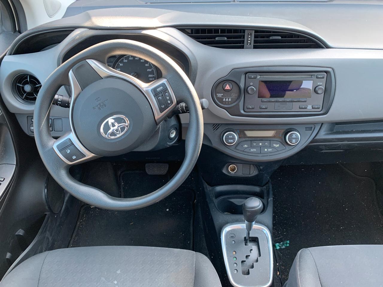 Toyota Yaris 1.5 Hybrid Sinistrata Airbag ok