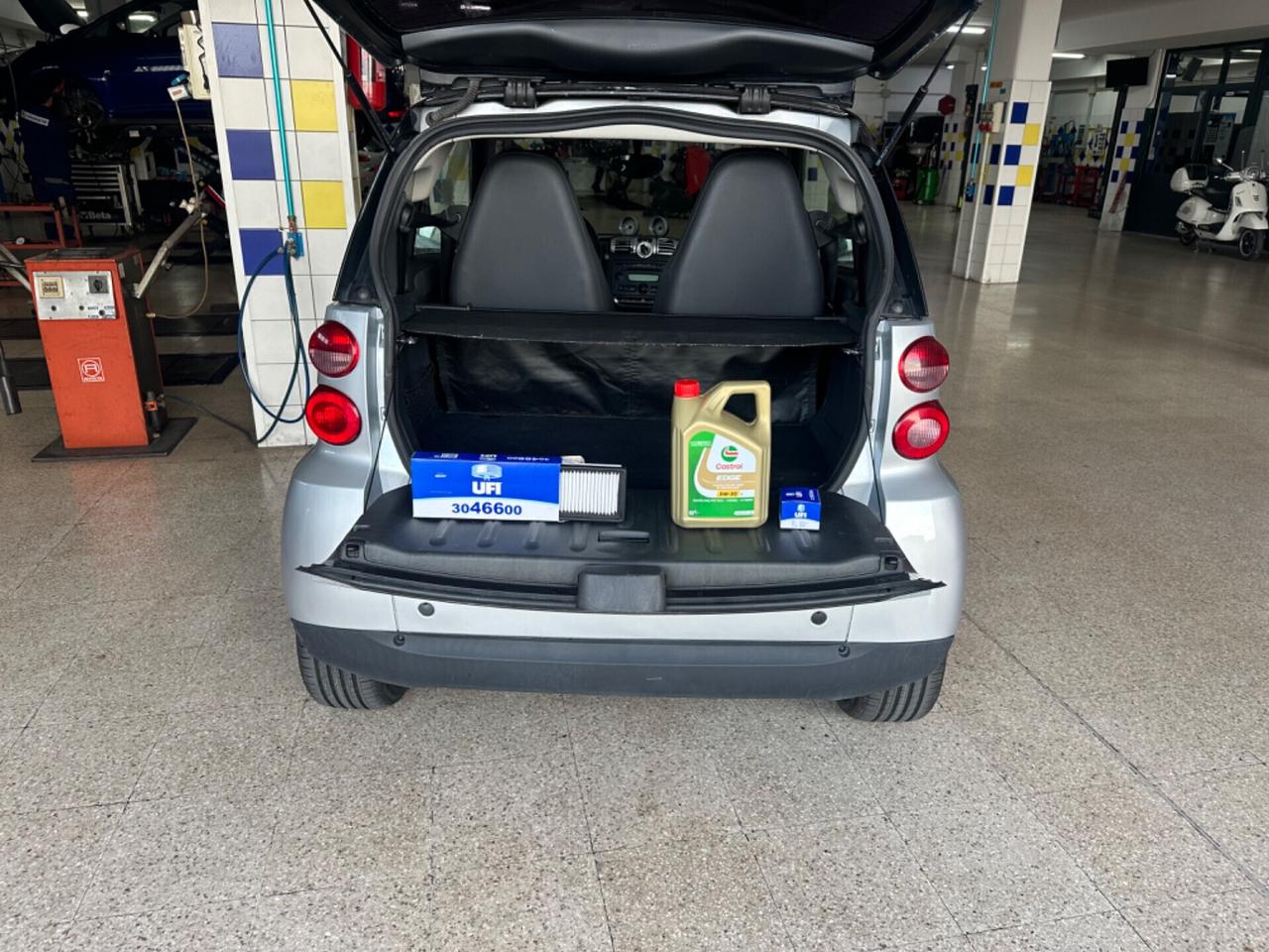 Smart ForTwo 1000 52 kW SERVOSTERZO