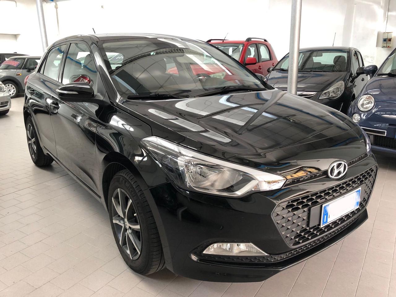 Hyundai i20 1.2 84 CV 5 porte Econext Comfort