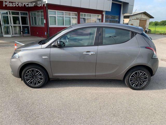 LANCIA Ypsilon NEOPATENTATI 1.0 firefly hybrid Gold TG: GK109RT