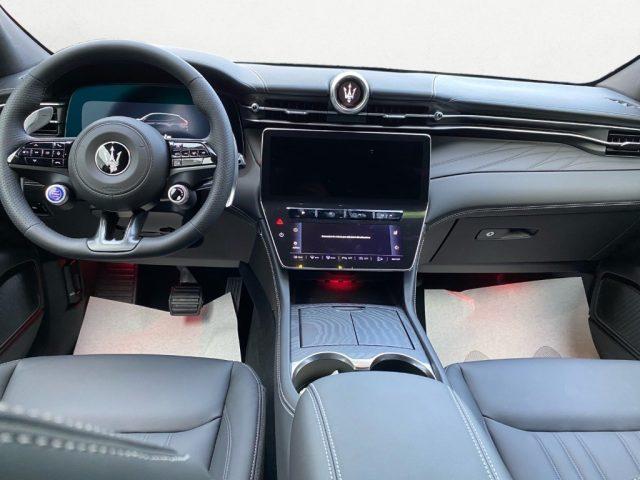 MASERATI Grecale MHEV 250 CV AWD MY25
