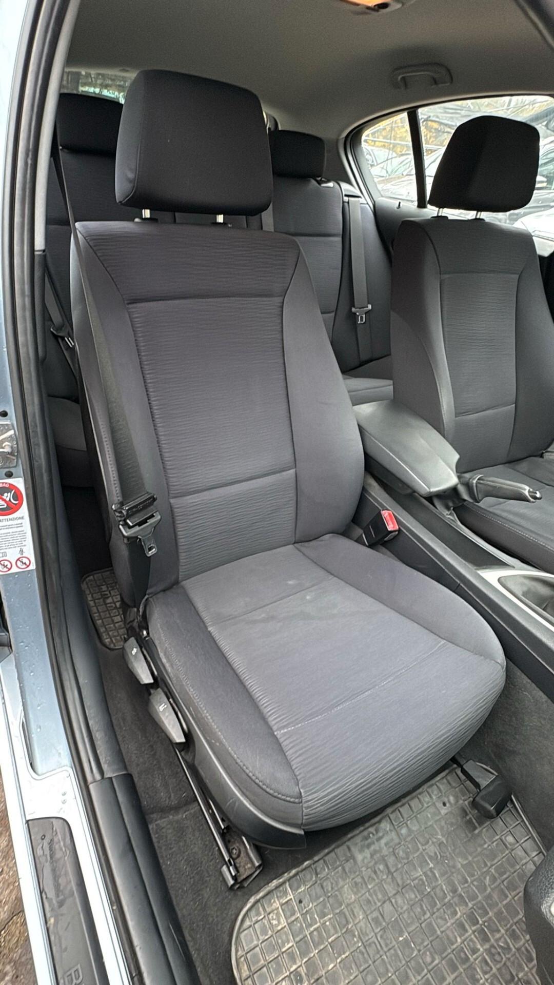 Bmw 118d 5 porte Futura