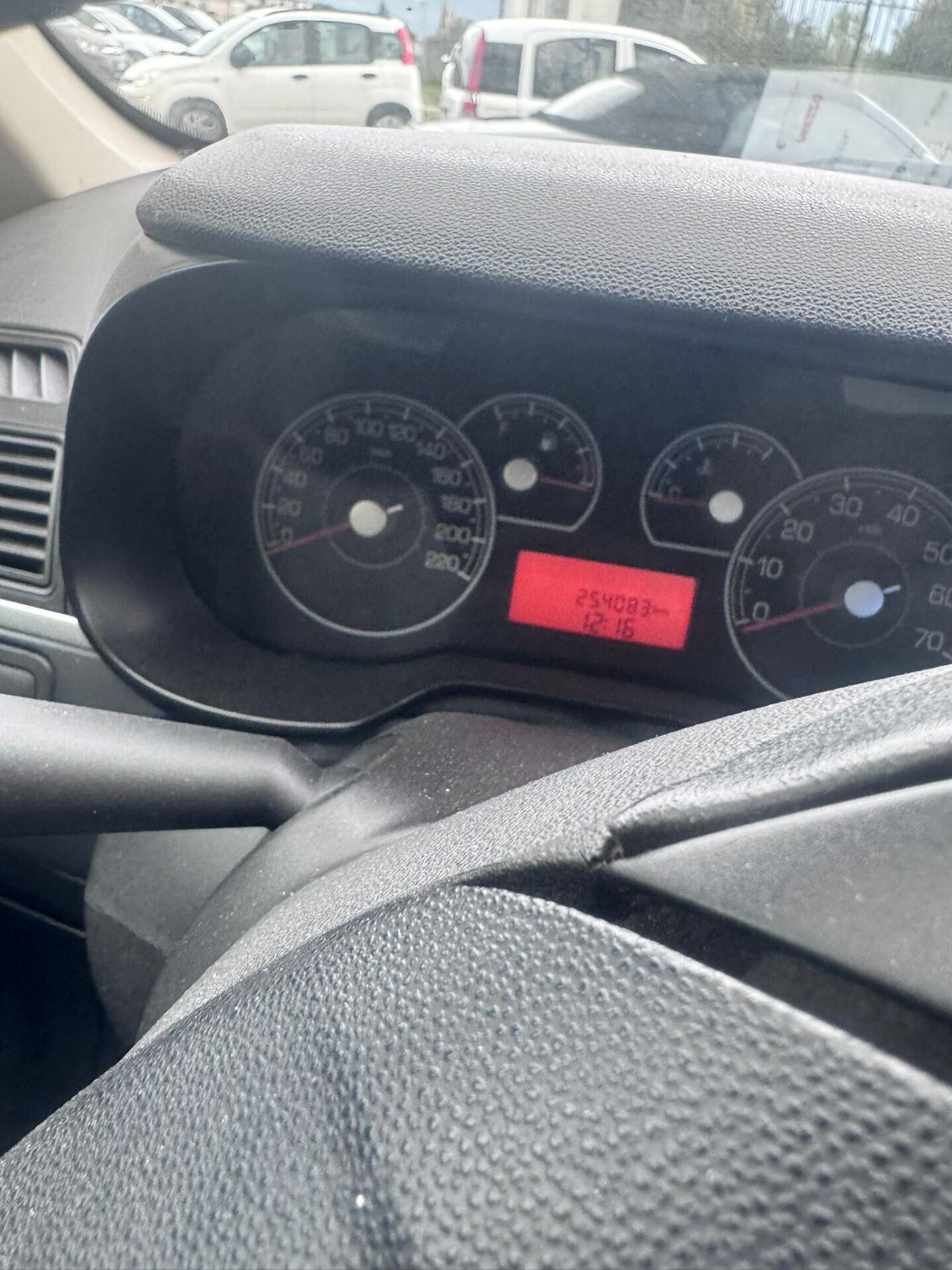 Fiat Grande Punto 1.3 MJT 90 CV 5 porte Emotion