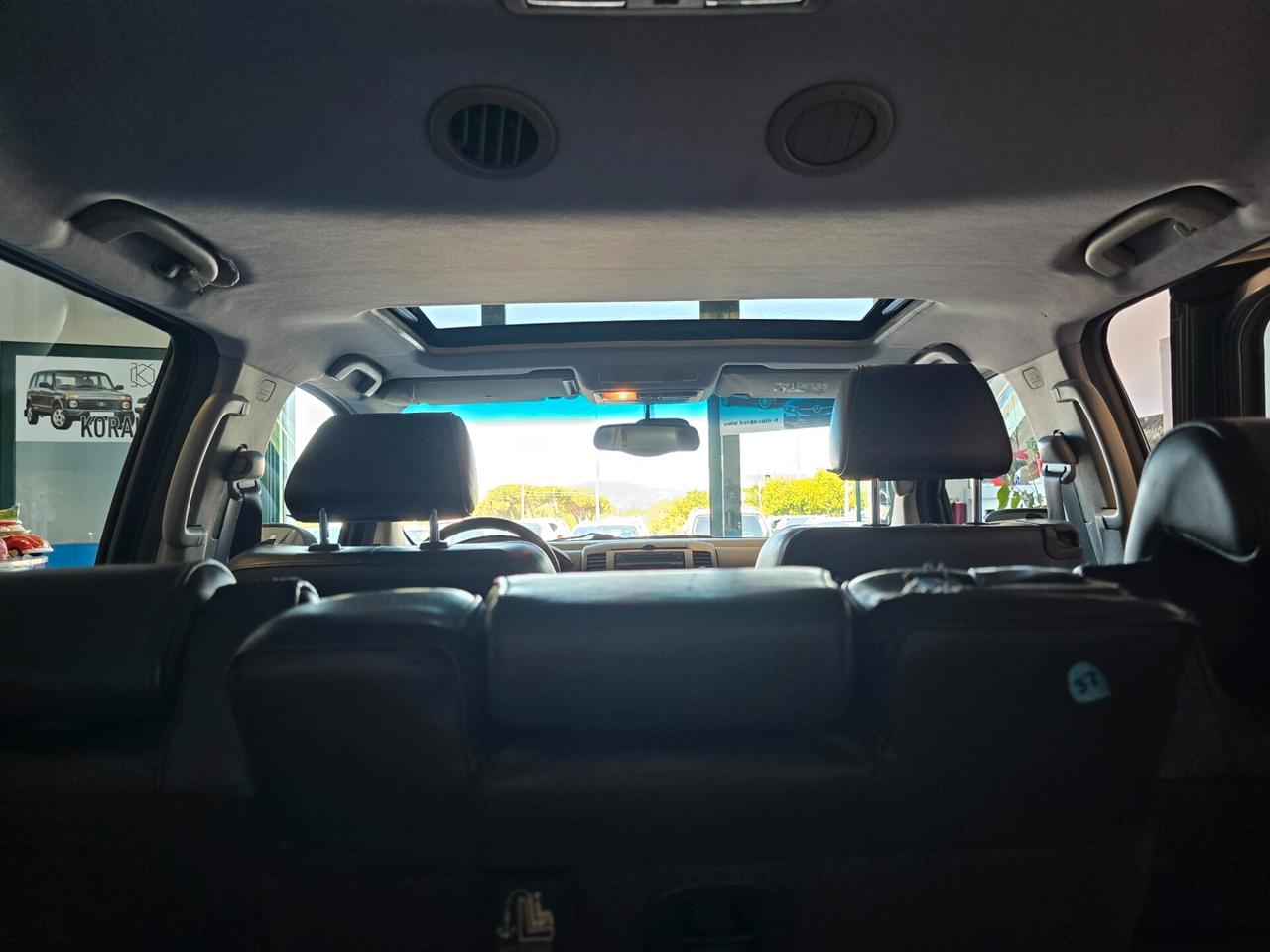 Nissan Pathfinder 2.5 dCi LE