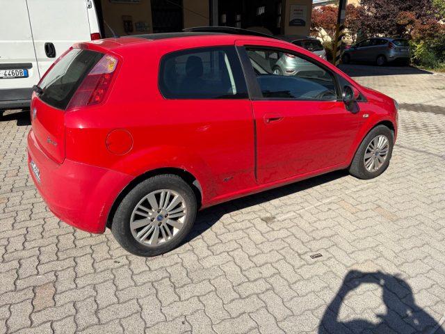 FIAT Grande Punto 1.3 MJT 90 CV 3P TETTO PANORAMA OK NEOPATENTATO