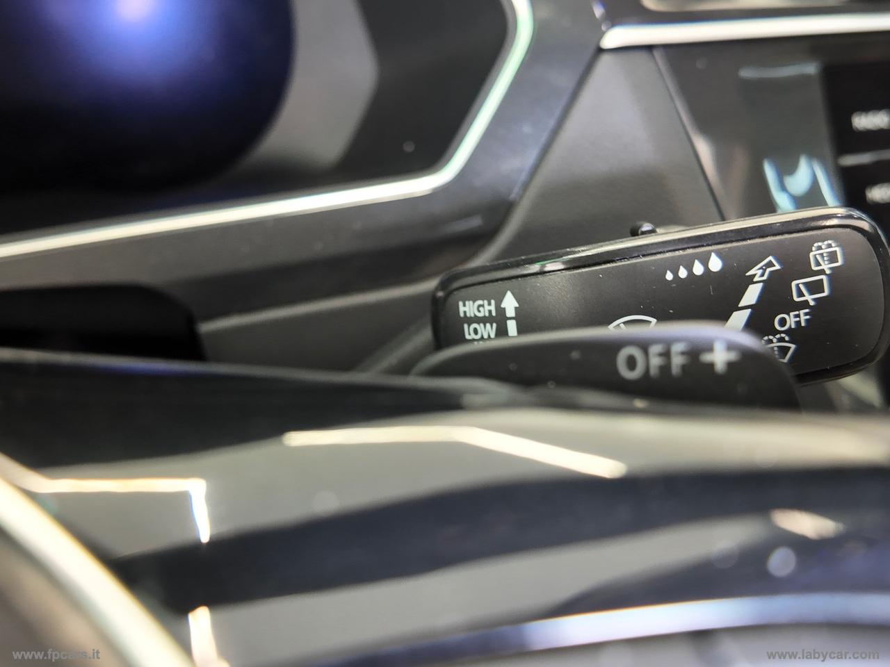 VOLKSWAGEN Tiguan 2.0 TDI DSG Advanced BMT TETTO APRIBILE