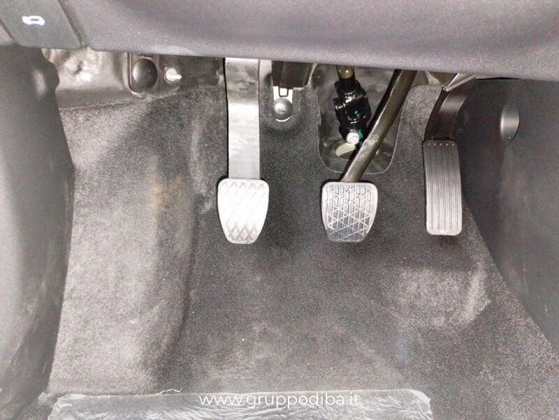 MG ZS 1.5L MT STD MY25.5 Cosmic Silver