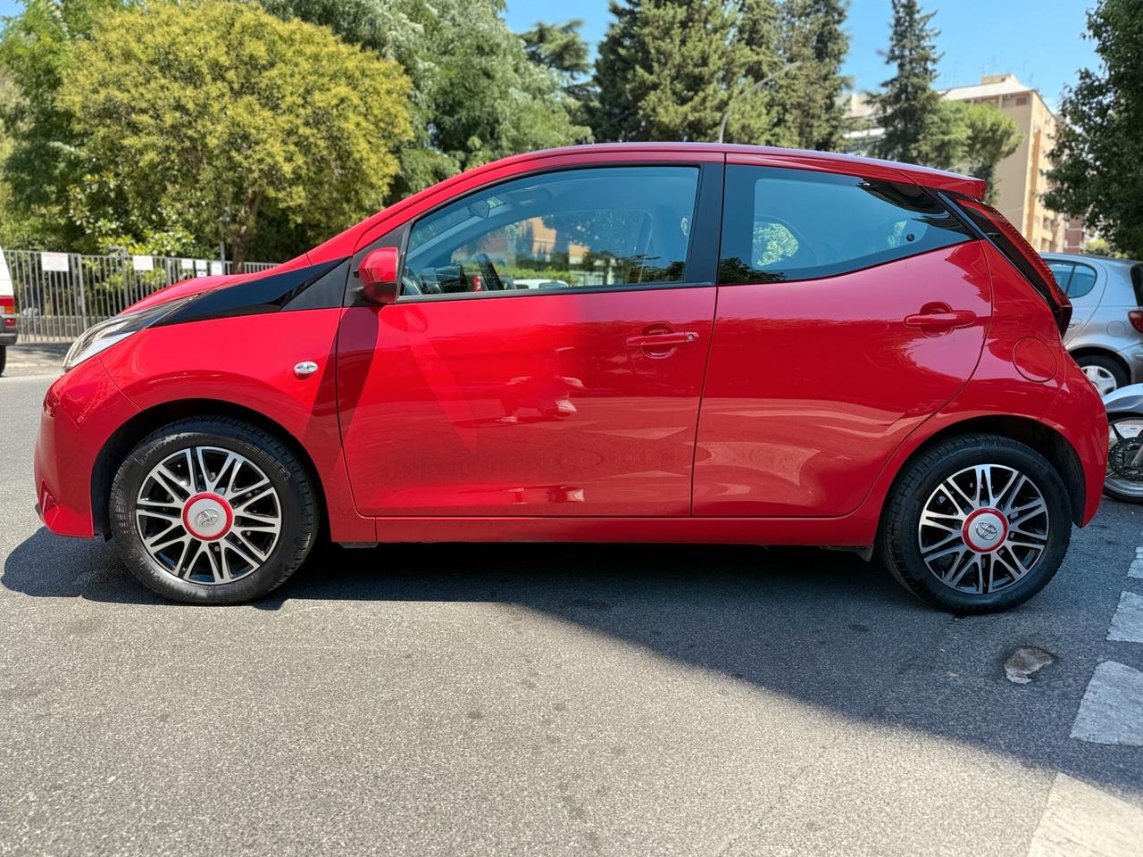 Toyota Aygo 1.0 72cv Automatica UNIPRO