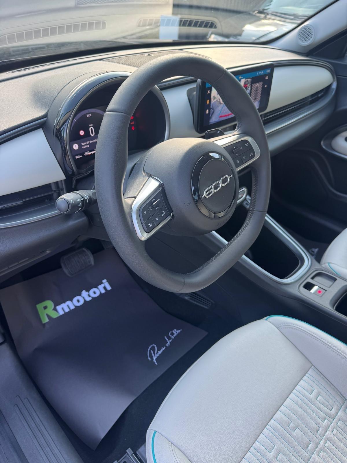 Fiat 600 Hybrid 100 CV DCT MHEV La Prima