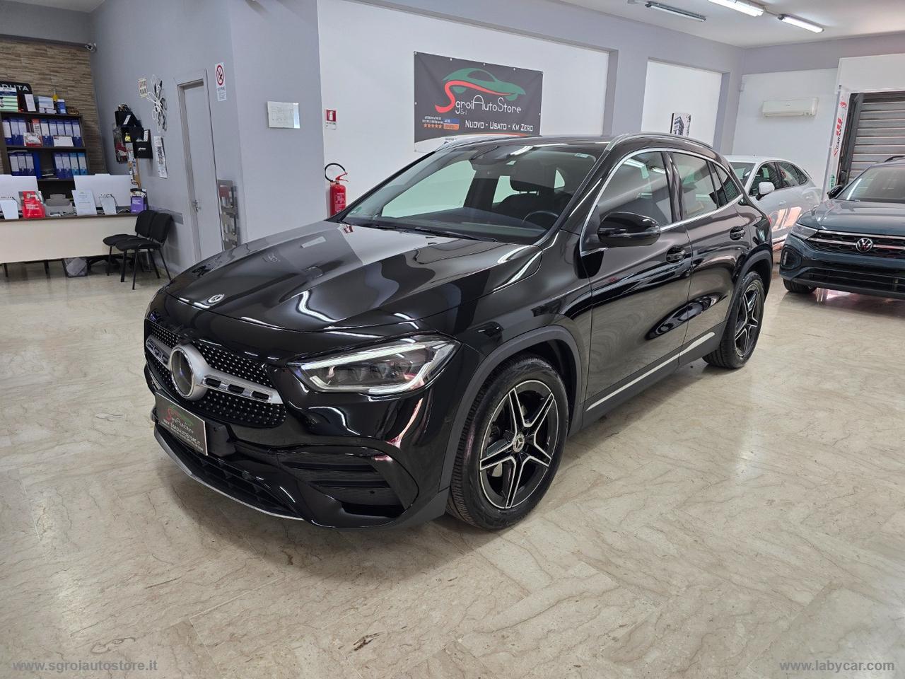 MERCEDES-BENZ GLA 200 d Automatic Premium