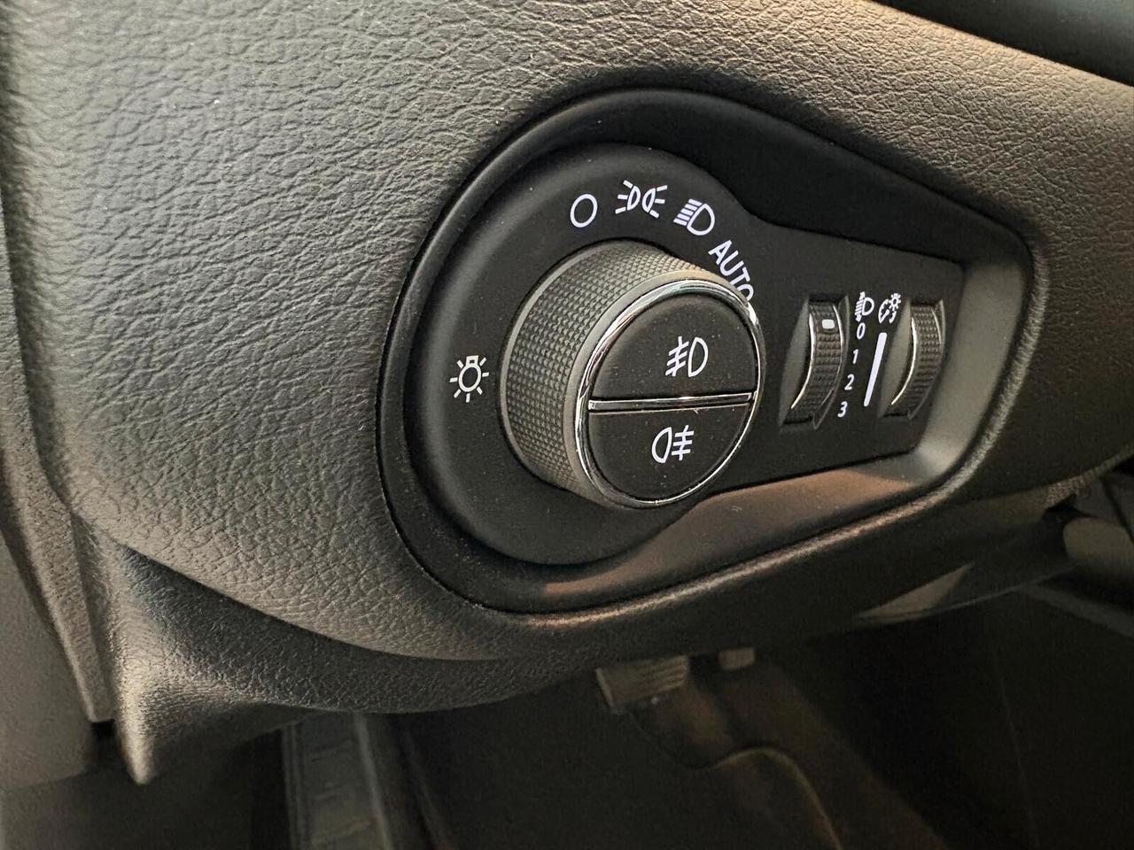 Jeep Renegade SUMMIT 1.5 T4 Hybrid MHEV Aut. SPOTICAR