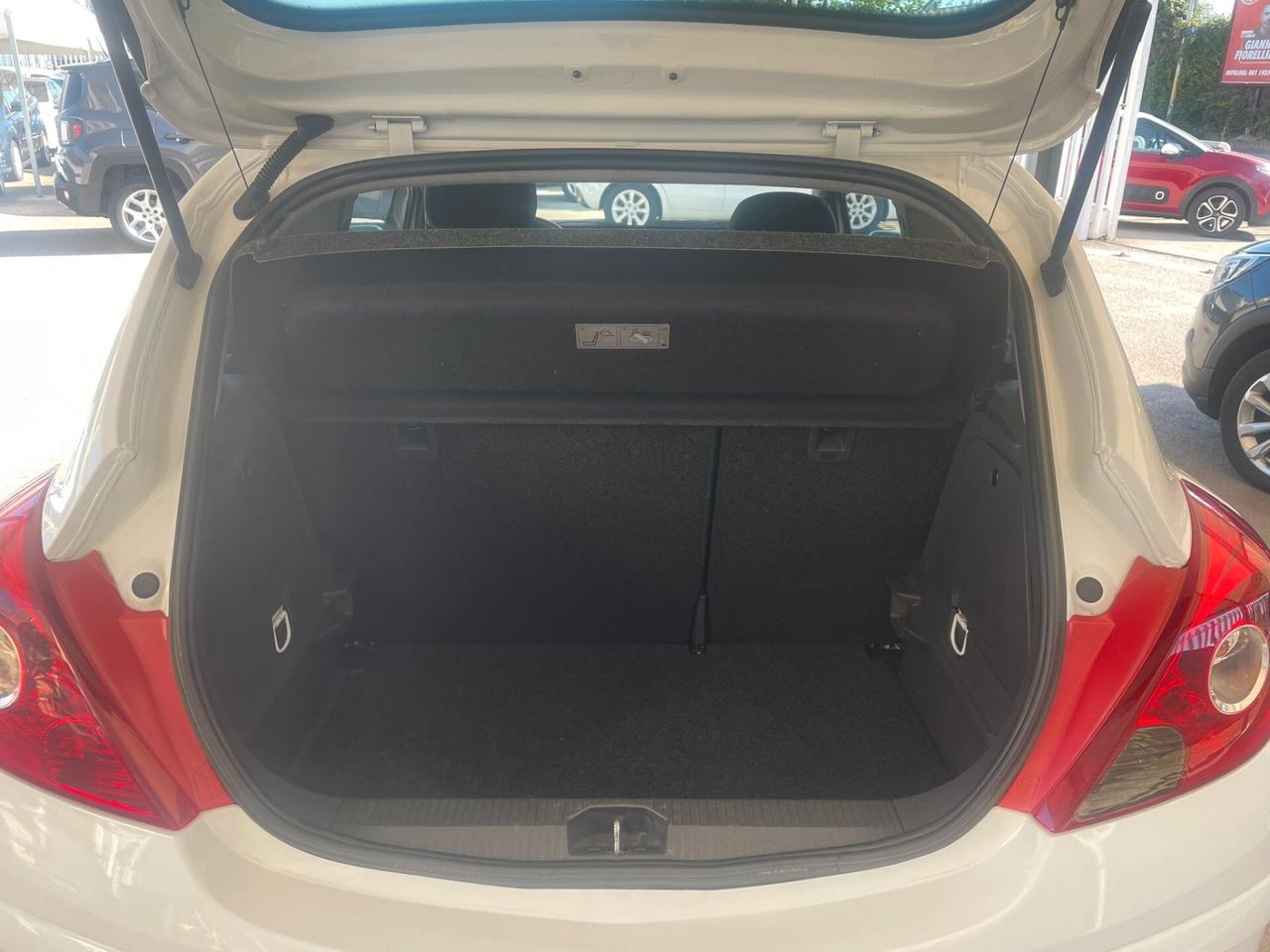 Opel Corsa 1.2 85CV 3 porte GPL-TECH Elective