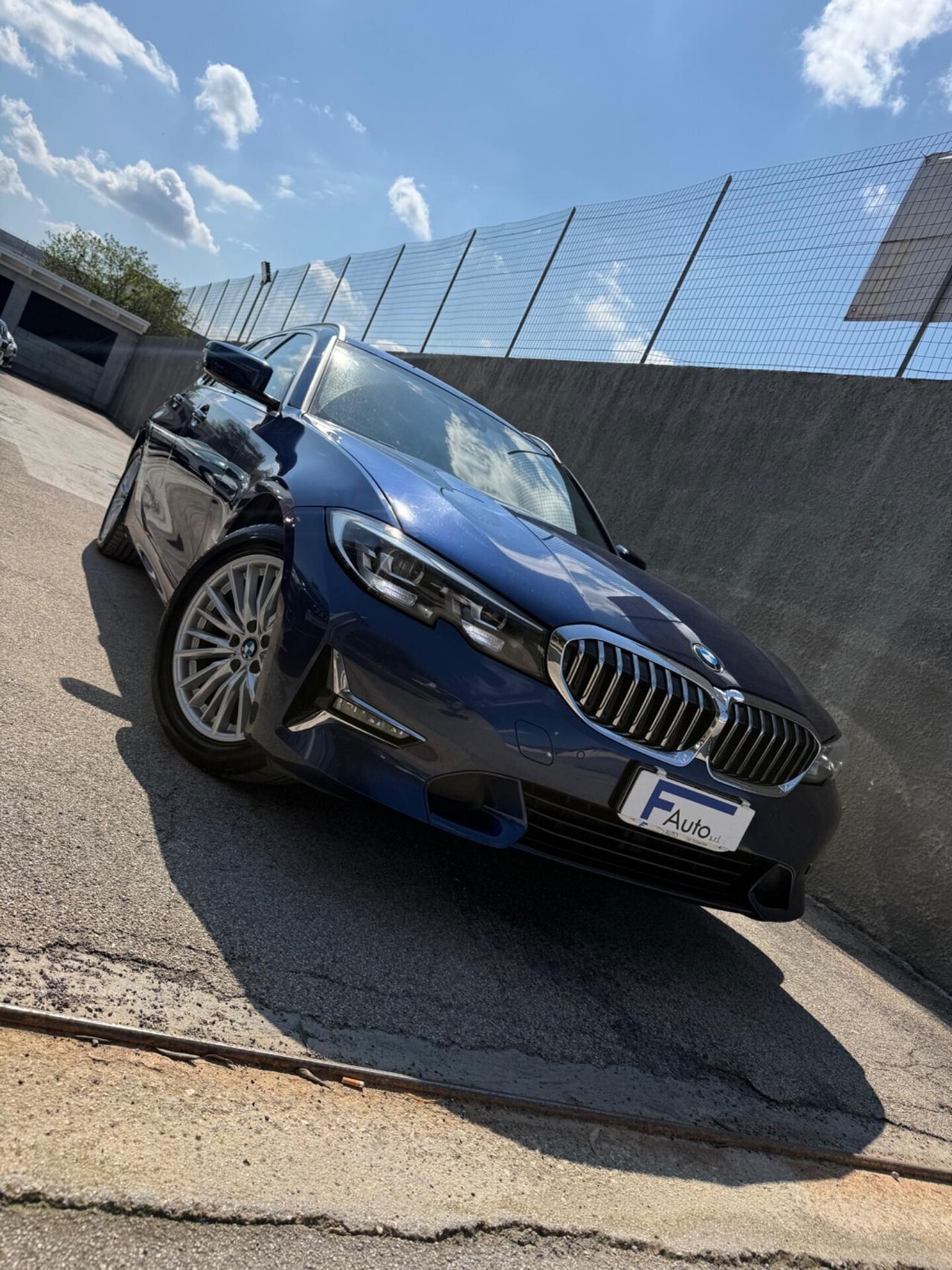 Bmw 320d Touring Luxury,Full LED,pelle,LED multicolore amb.,virtual cockpit,ecc.