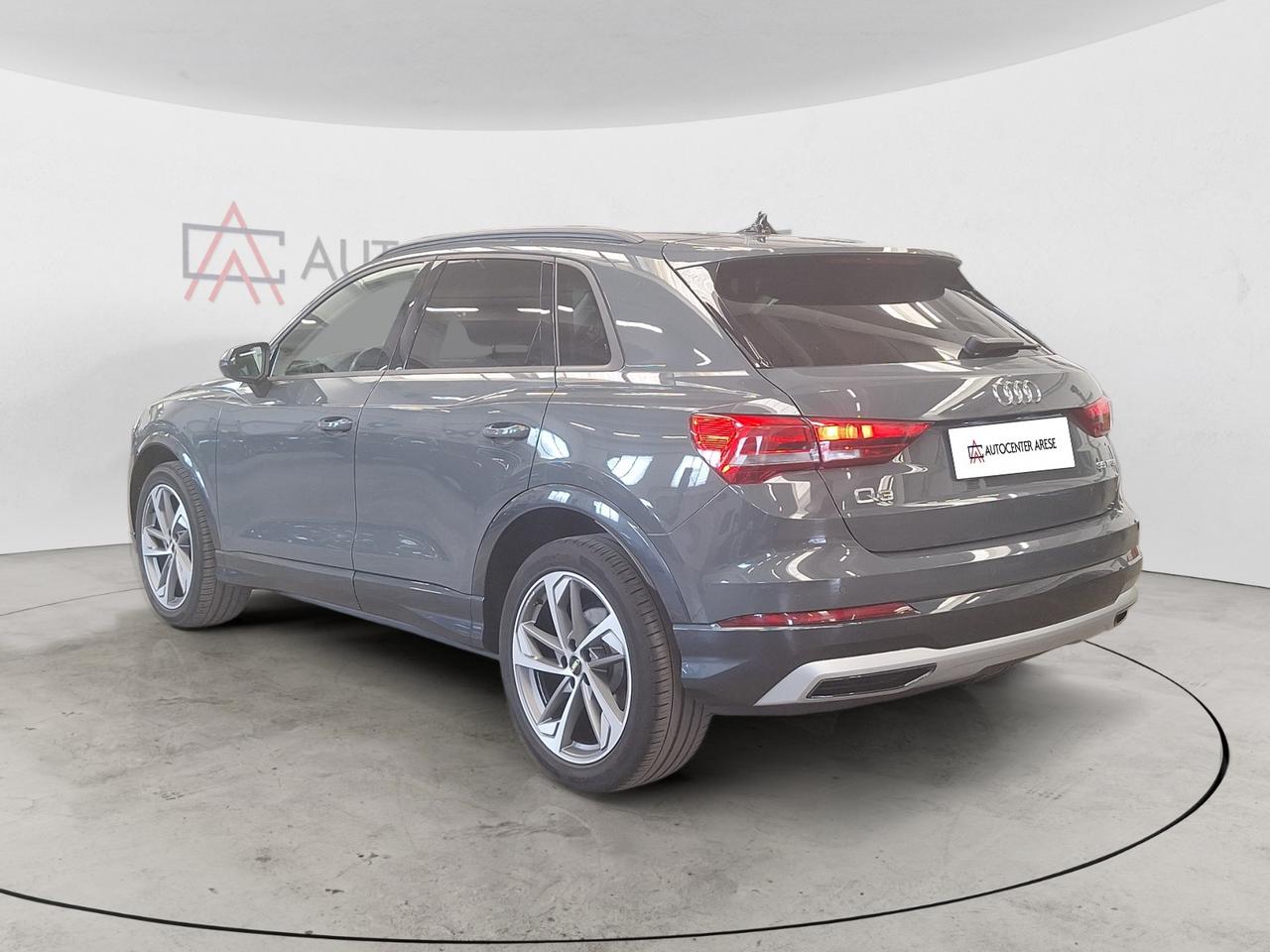 Audi Q3 35 1.5 tfsi mhev Business Advanced s-tronic
