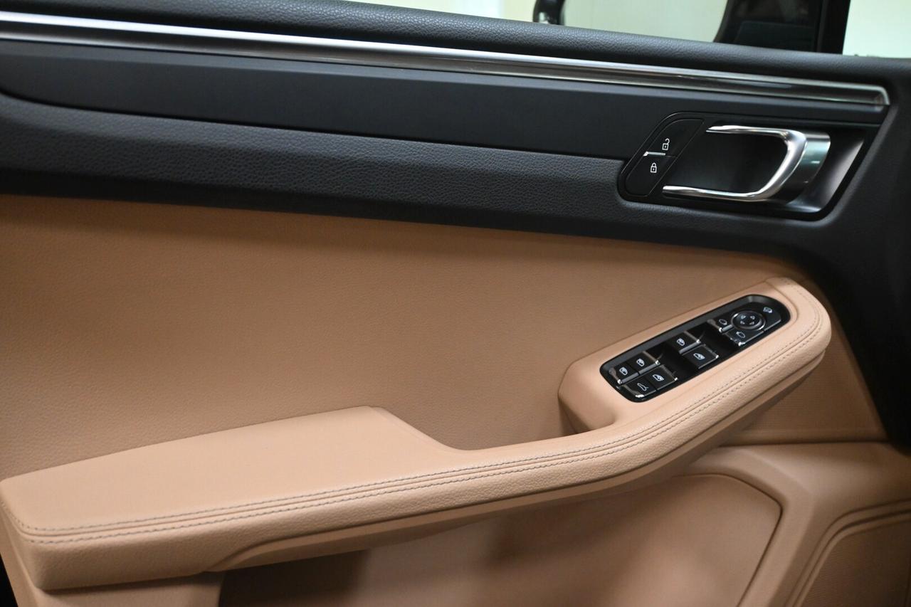 PORSCHE Macan 1ªs. '13-'25 Macan 2.0