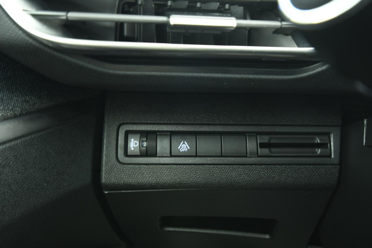 PEUGEOT 3008 1.5 bluehdi Allure Pack s&s 130cv eat8 CAMERA+APP CONNECT+C18"