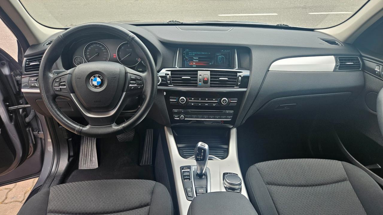Bmw X3 xdrive20d auto 190 CV NAVY-CAMERA-LED