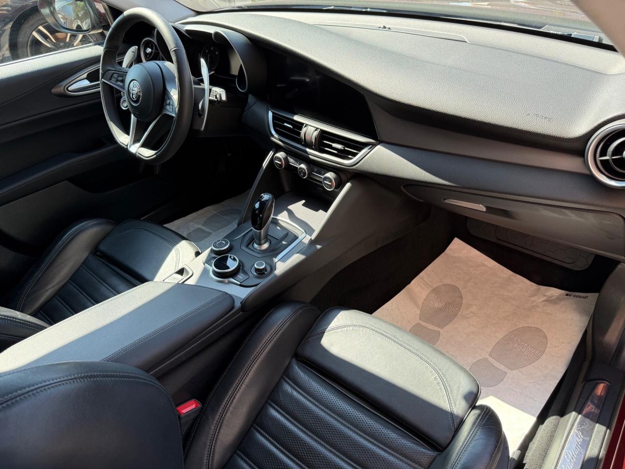 Alfa Romeo Giulia 2.2 t VELOCE Q4 210cv - BELLISSIMA !!