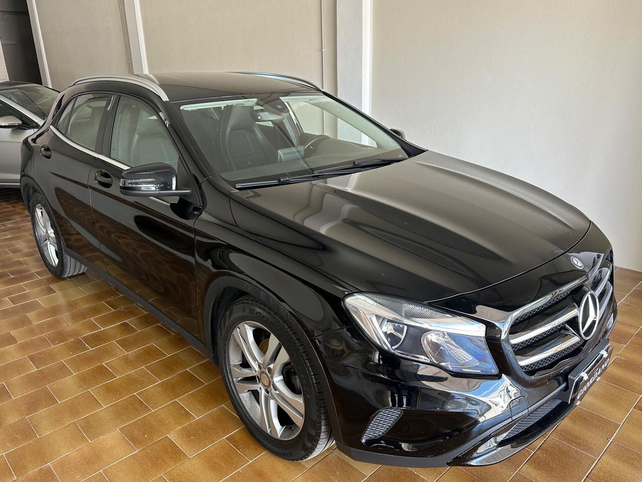 Mercedes-benz GLA 200 d 136 cv manuale