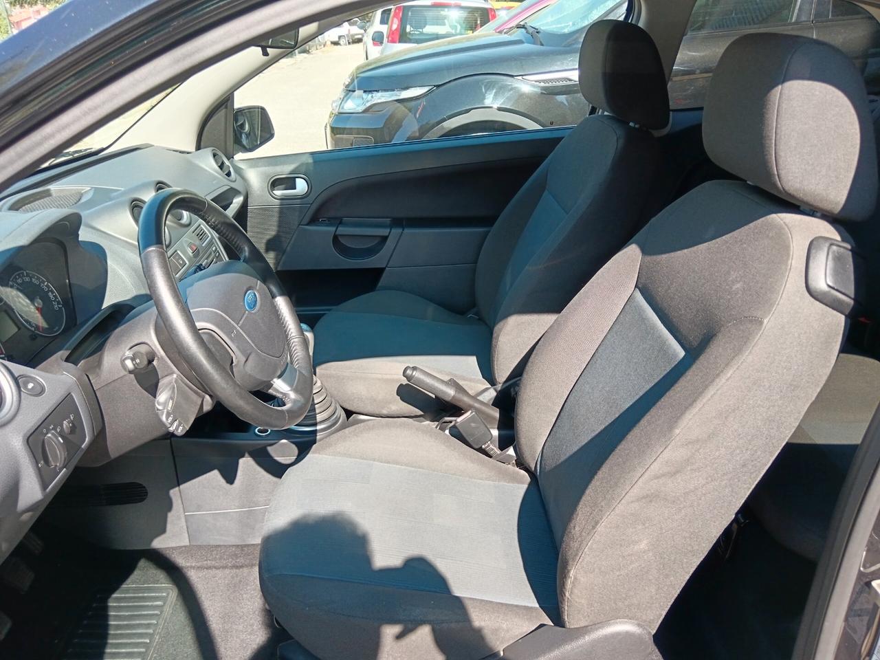 Ford Fiesta 1.4 TDCi 68CV TITANIUM PERFETTA