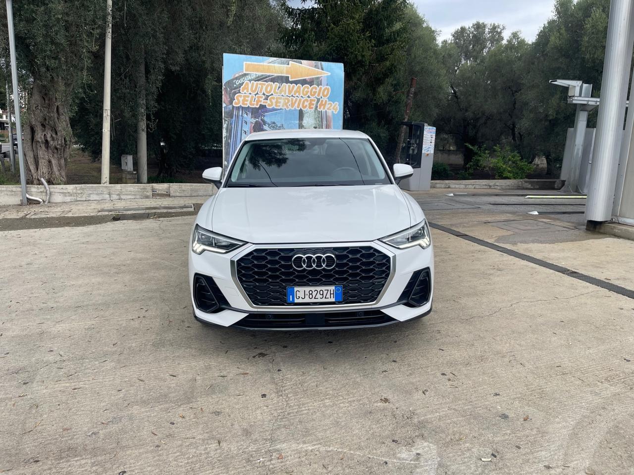 Audi Q3 35 TDI S tronic Business Advanced