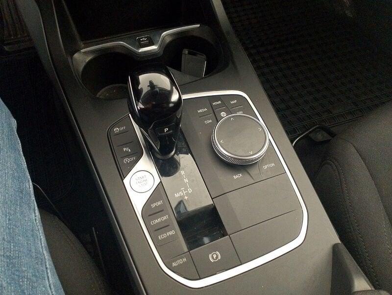 BMW Serie 1 (F40) 116d 5p. Advantage