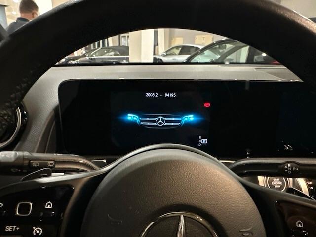 Mercedes-benz GLB 180 d Automatic Sport