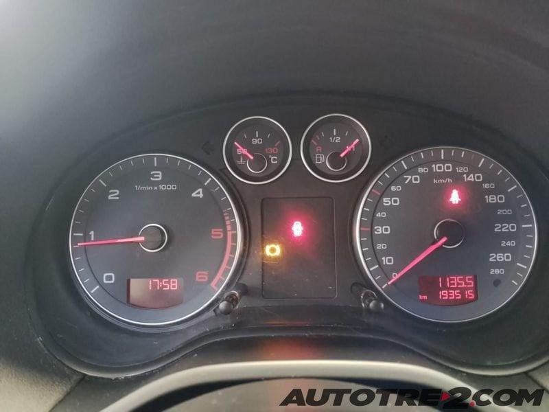 Audi A3 A3 1.6 tdi Attraction 90cv