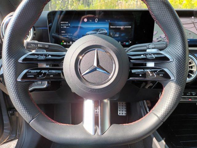 MERCEDES-BENZ A 180 D AUTOMATIC AMG LINE 116CV CAM360° NAV PACK LUCI