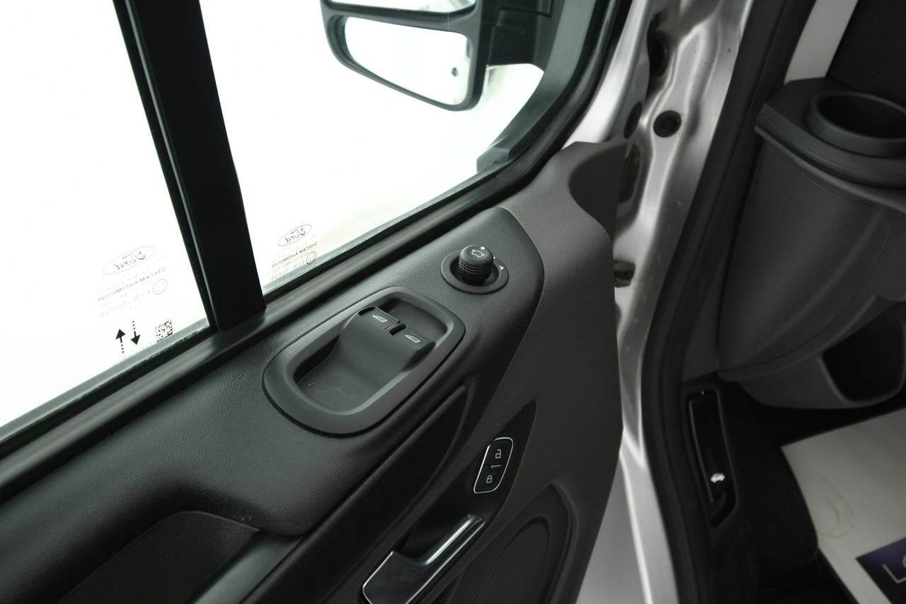 FORD Transit custom 320 2.0 tdci 130cv Trend combi L2H1 IVA+9 POSTI