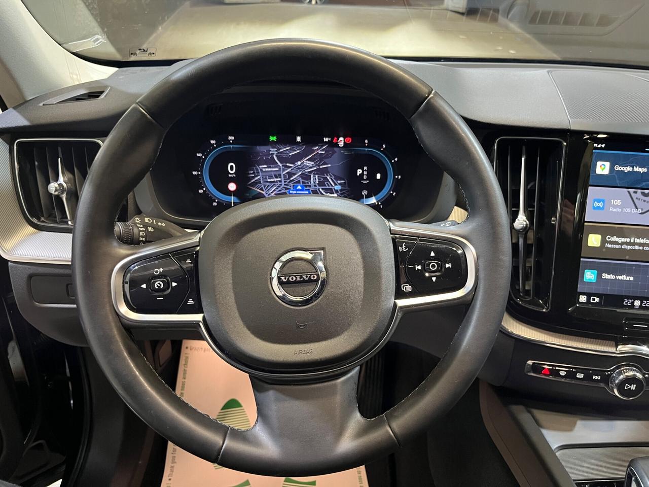 Volvo XC60 B4 (d) AWD automatico Ultimate Dark